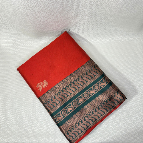 Saree traditionnel avec bordure bronze – Rouge / Vert