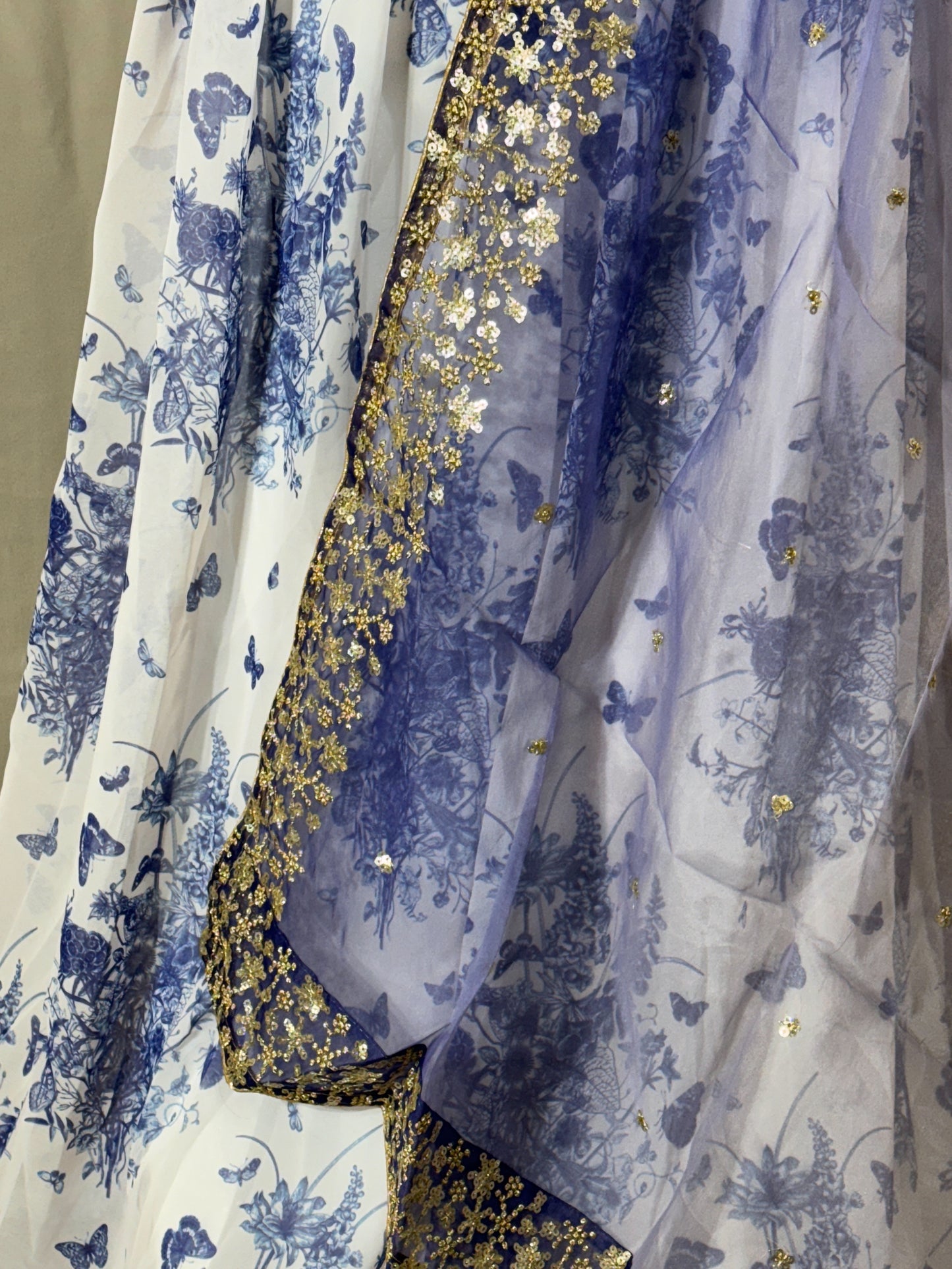 Lehenga Georgette – Blanc et bleu