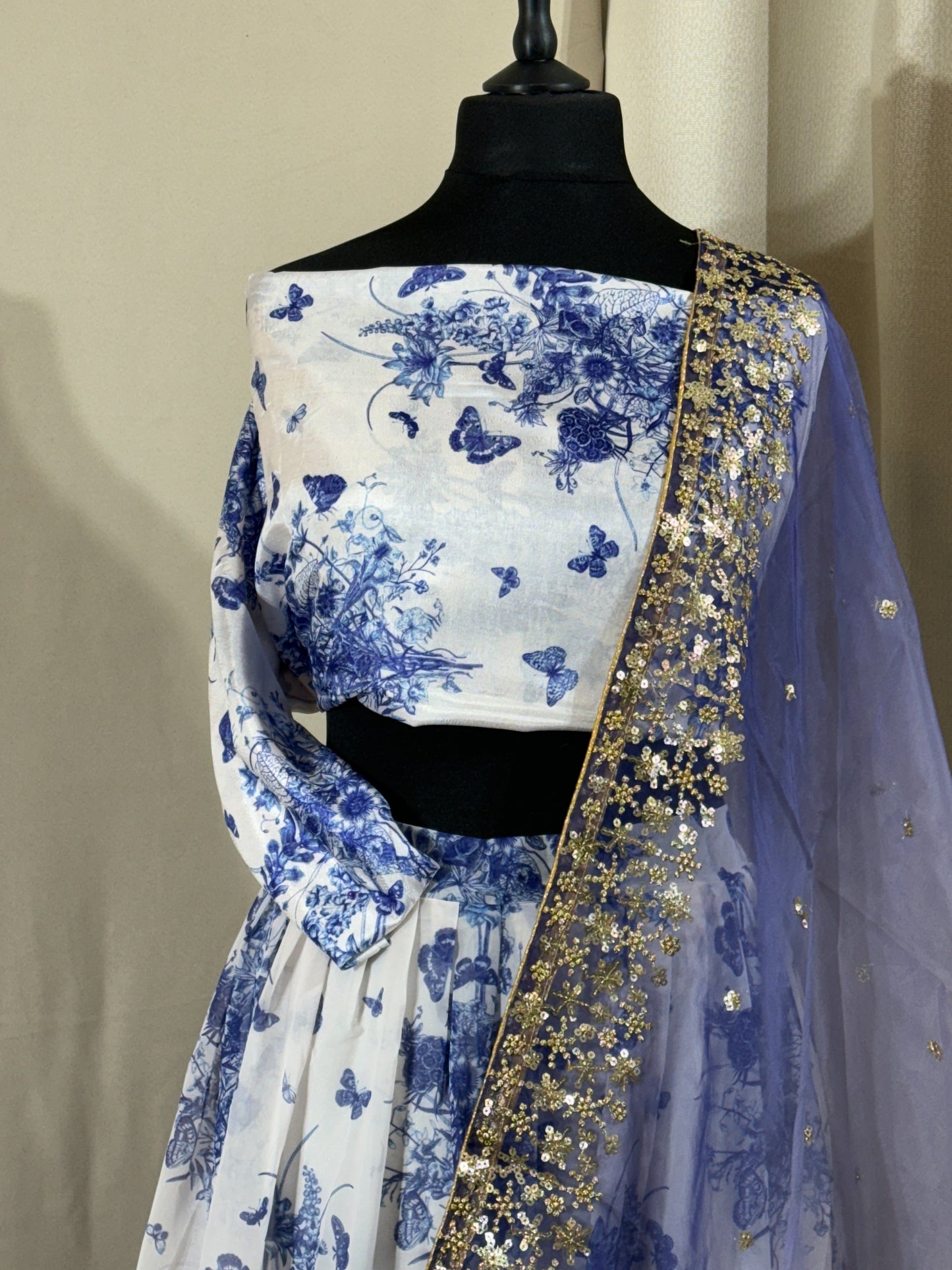 Lehenga Georgette – Blanc et bleu