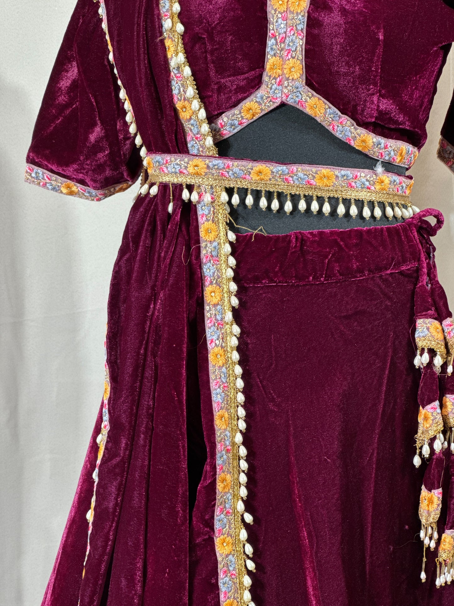 Lehenga Velours – Blouse prêt à porter