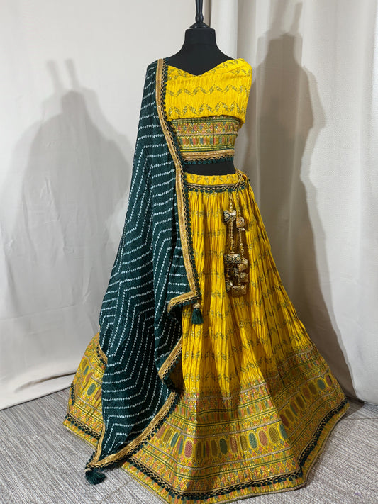 Lehenga chinon silk fluide traditionnel – Jaune / Vert