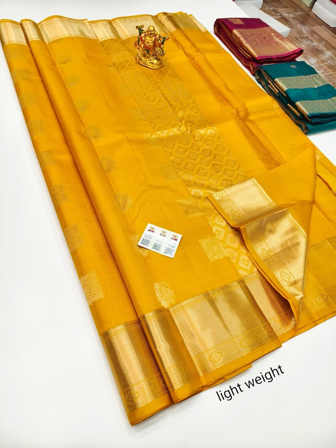 Sur commande : Saree kanchipuram- Pure silk- silk mark Certified yellow