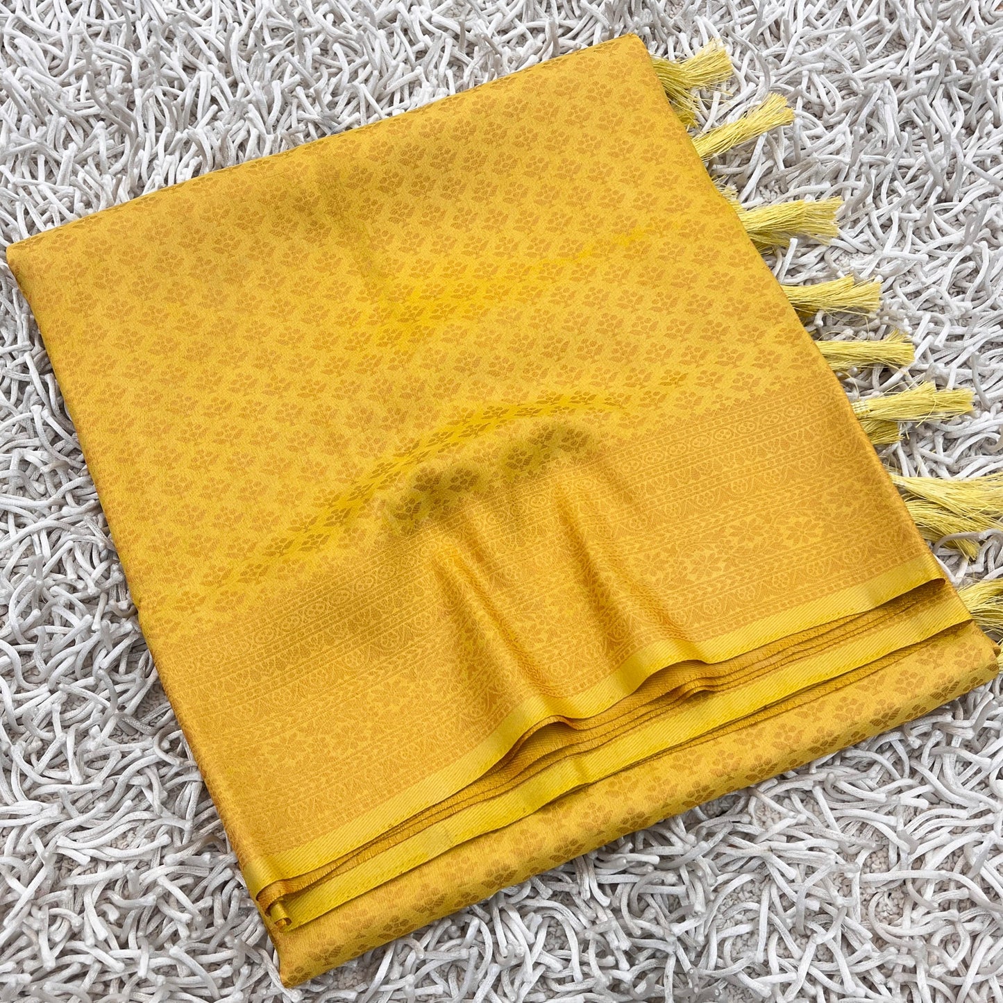 Saree Soft silk traditionnel léger et fluide - Jaune